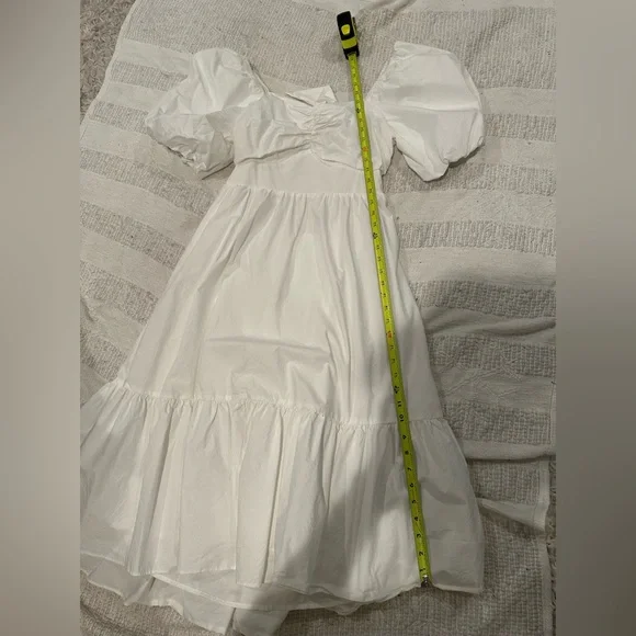 Puff sleeve cotton white dress size large open tied back - Picture 5 of 7